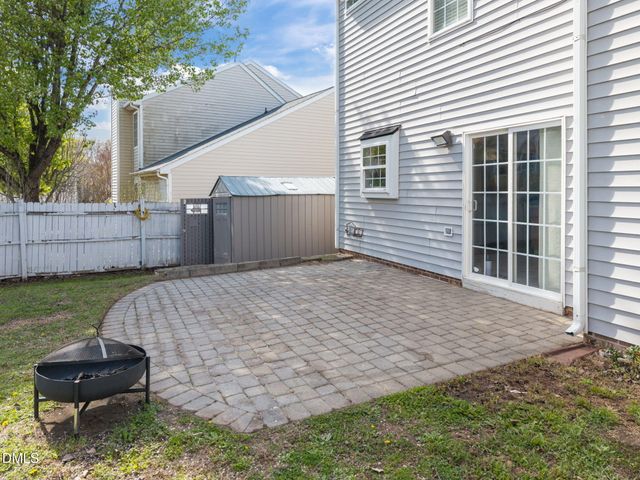 4612 Dresden Village Drive, Raleigh, NC 27604