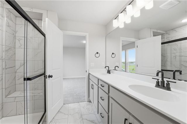 3020 NW 96th Street, Kansas City, MO 64154