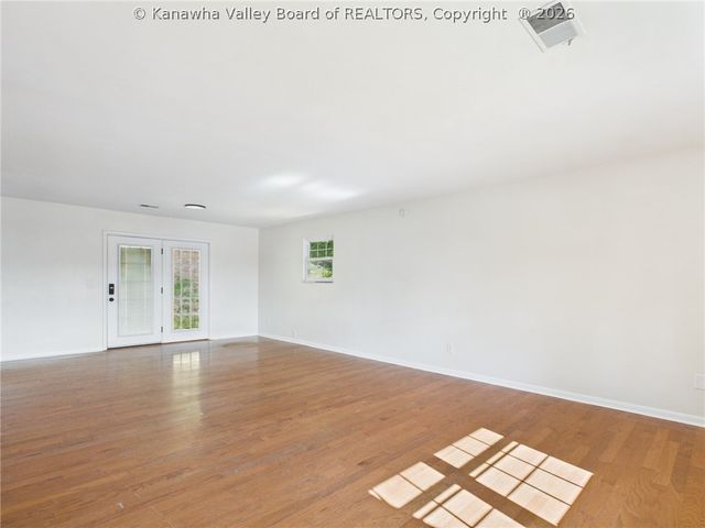 1709 Winding Hills Drive, Charleston, WV 25320