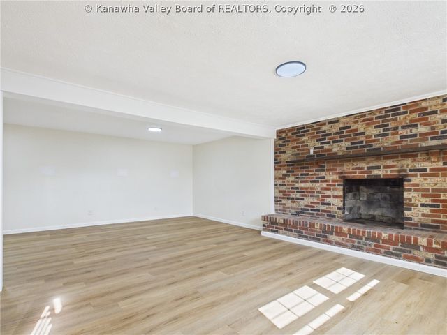 1709 Winding Hills Drive, Charleston, WV 25320