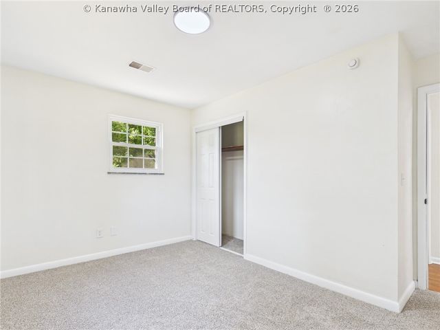 1709 Winding Hills Drive, Charleston, WV 25320
