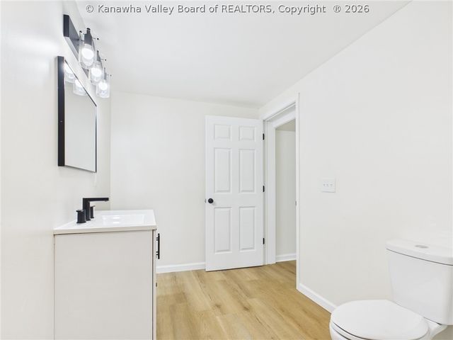 1709 Winding Hills Drive, Charleston, WV 25320