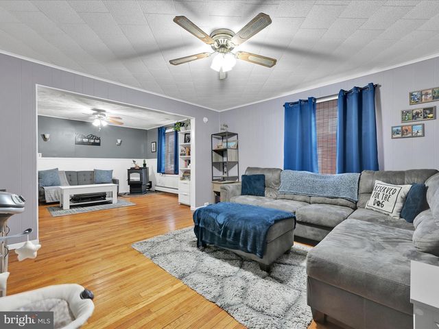 150 W COLUMBIA ST, Schuylkill Haven, PA 17972