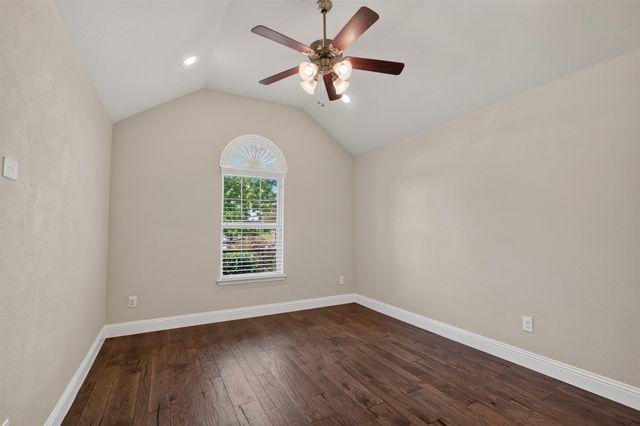 3616 Meadowtrail Lane, Denton, TX 76207