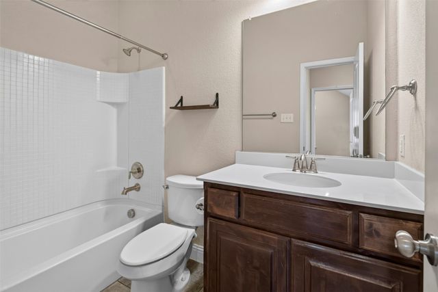 3616 Meadowtrail Lane, Denton, TX 76207