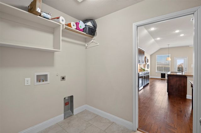 3616 Meadowtrail Lane, Denton, TX 76207
