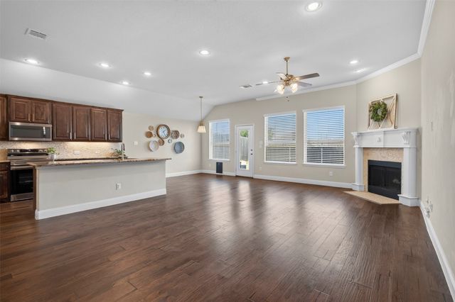 3616 Meadowtrail Lane, Denton, TX 76207