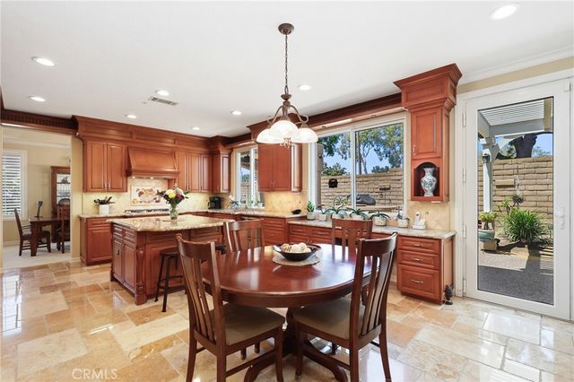 431 Downey Lane, Placentia, CA 92870