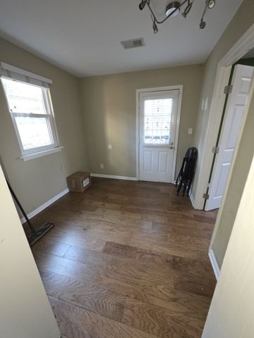 536 Mill Station Dr, Nashville, TN 37207