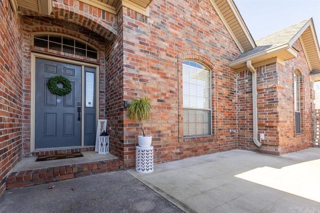 130 Fontainbleau Drive, Maumelle, AR 72113