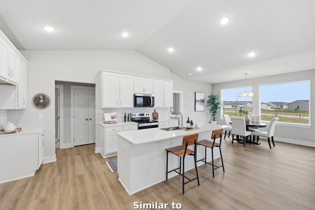 445 NW Independence Circle, Waukee, IA 50263