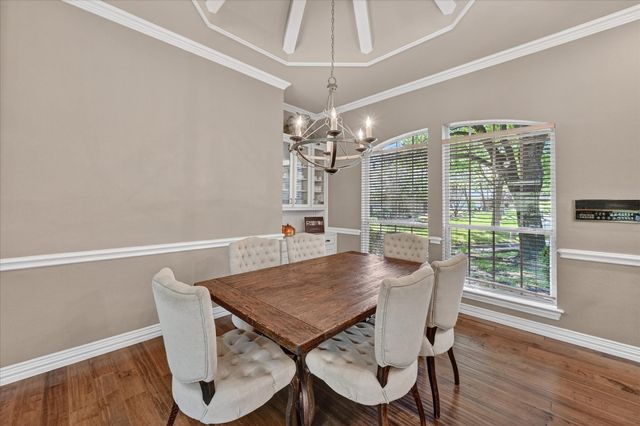 2701 Massachusetts Bay Drive, Arlington, TX 76001