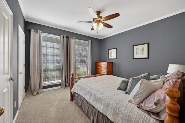 2701 Massachusetts Bay Drive, Arlington, TX 76001