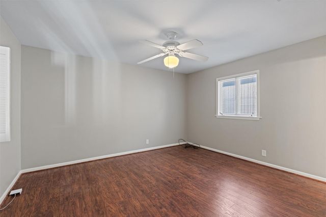 13 Stoney Creek CV, Lakeway, TX 78734