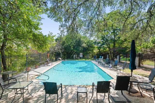 13 Stoney Creek CV, Lakeway, TX 78734