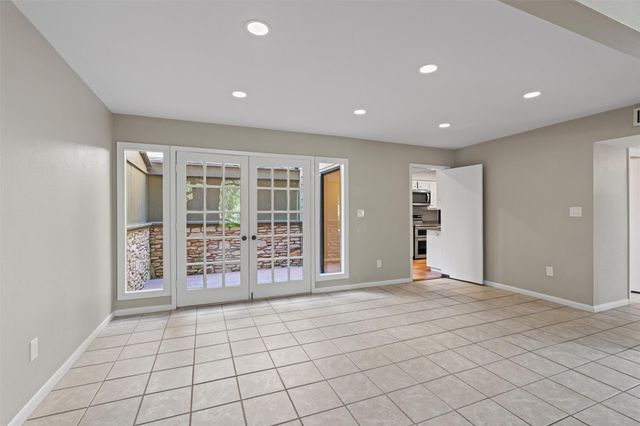 13 Stoney Creek CV, Lakeway, TX 78734