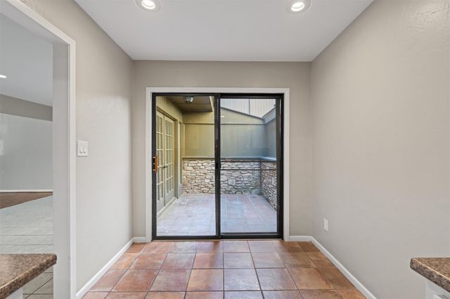 13 Stoney Creek CV, Lakeway, TX 78734