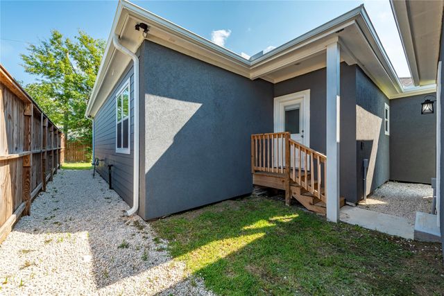 303 Kalmer Street, Pasadena, TX 77502