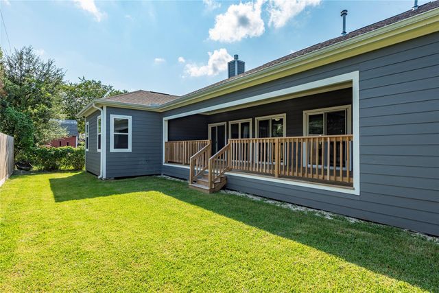 303 Kalmer Street, Pasadena, TX 77502