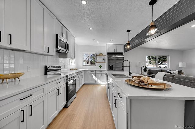 8410 Alta Vista Drive, Arvada, CO 80004