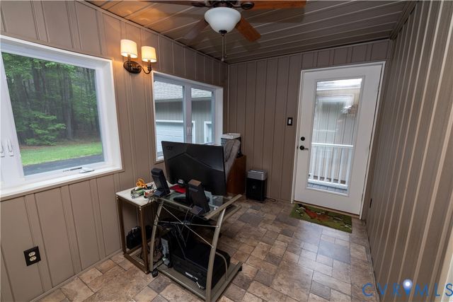 11186 Kenmont Ln, Ashland, VA 23005