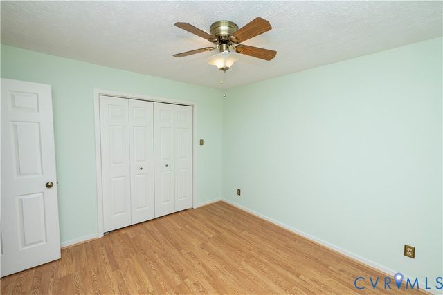 11186 Kenmont Ln, Ashland, VA 23005