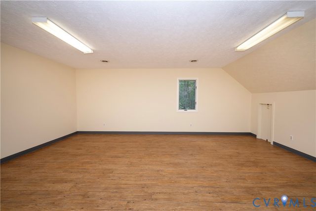11186 Kenmont Ln, Ashland, VA 23005