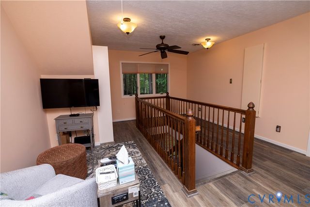 11186 Kenmont Ln, Ashland, VA 23005