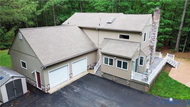 11186 Kenmont Ln, Ashland, VA 23005
