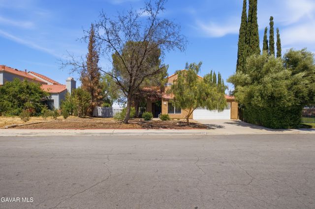 317 Camino Real Avenue, Palmdale, CA 93551