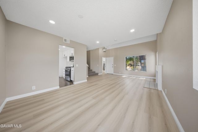 317 Camino Real Avenue, Palmdale, CA 93551