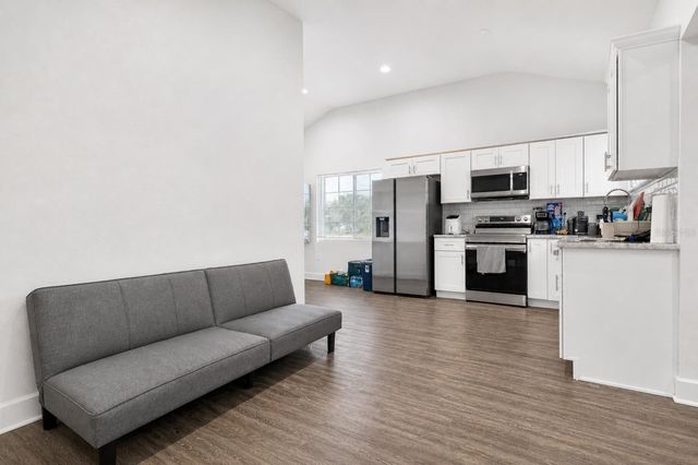 303 W 5TH STREET, Lakeland, FL 33805