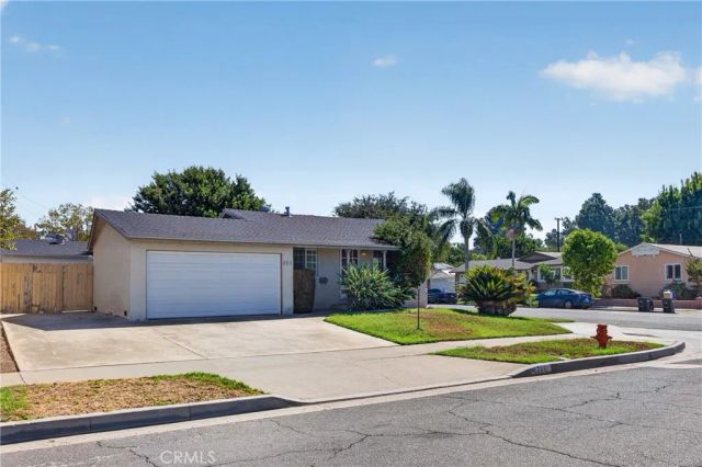 285 S Thomas, Orange, CA 92869