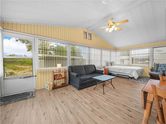 98 SADDLEBAG TRAIL, Lake Wales, FL 33898