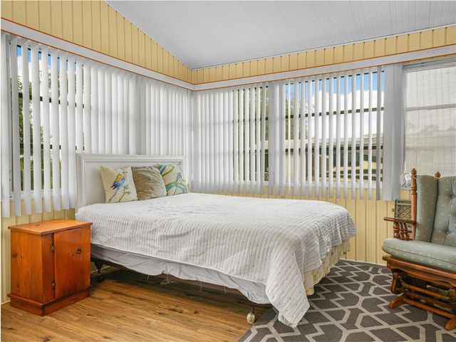 98 SADDLEBAG TRAIL, Lake Wales, FL 33898