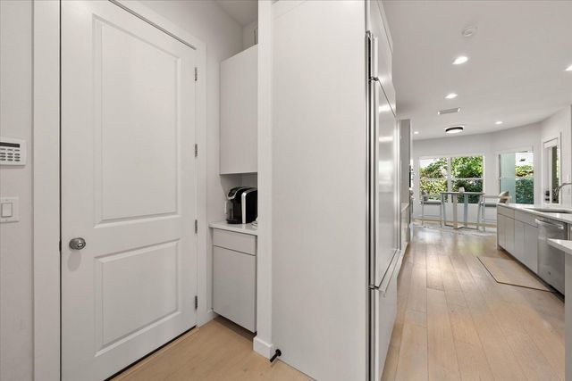 3901 W GRANADA STREET, Tampa, FL 33629