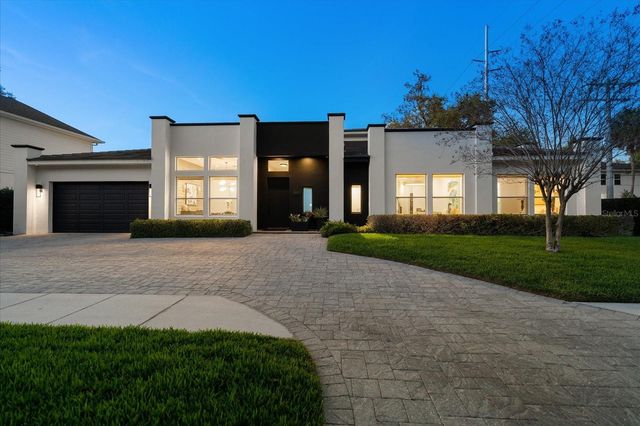 3901 W GRANADA STREET, Tampa, FL 33629