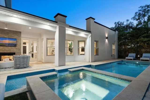 3901 W GRANADA STREET, Tampa, FL 33629