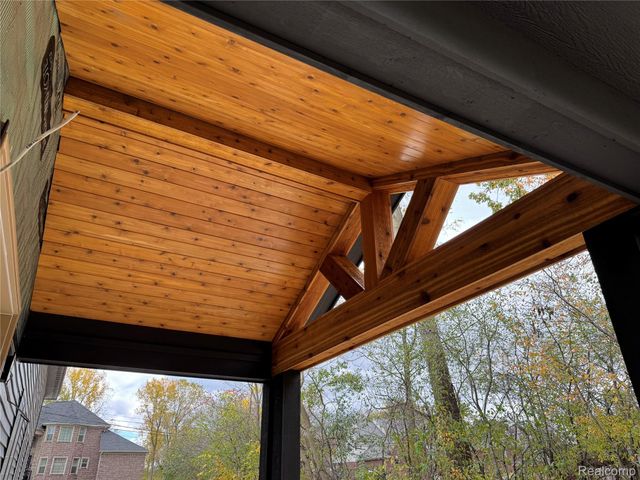 2568 Devondale Road, Rochester Hills, MI 48309