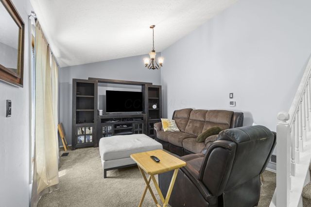 7328 San Bonita Drive, Columbus, OH 43235