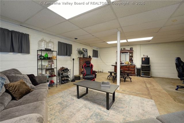 541 Grandview Drive, St Albans, WV 25177