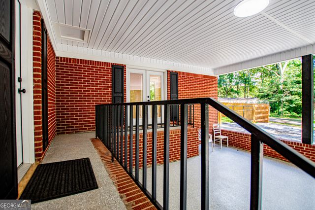 41 Reynolds Street, Bremen, GA 30110