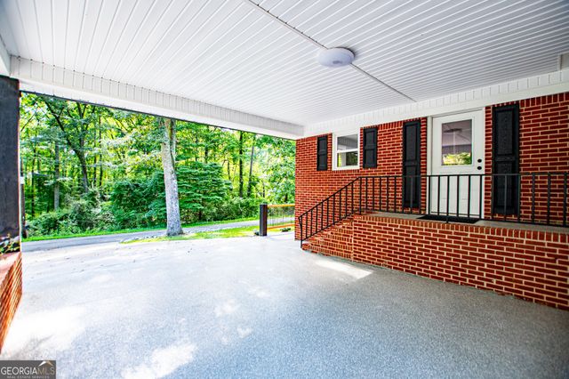 41 Reynolds Street, Bremen, GA 30110