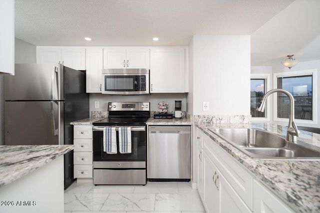 4850 E DESERT COVE Avenue 236, Scottsdale, AZ 85254