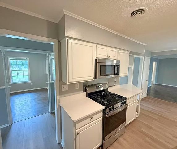 7770 DEERFIELD CV, Southaven, MS 38671