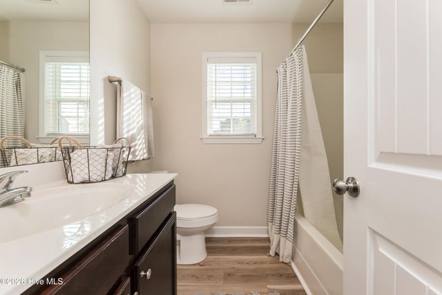 452 Hardison Road, Holly Ridge, NC 28445