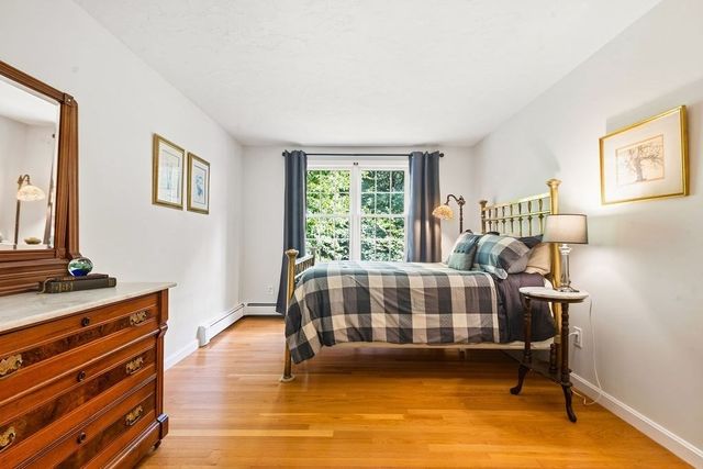 18 Fredric Ln, Mansfield, MA 02048