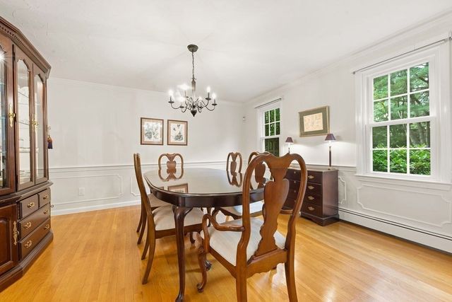 18 Fredric Ln, Mansfield, MA 02048