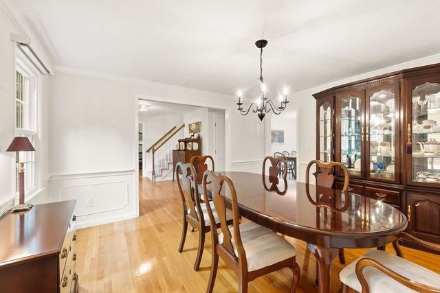 18 Fredric Ln, Mansfield, MA 02048