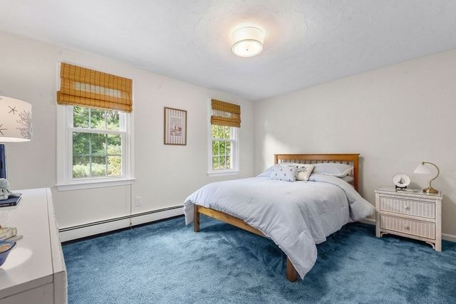 18 Fredric Ln, Mansfield, MA 02048